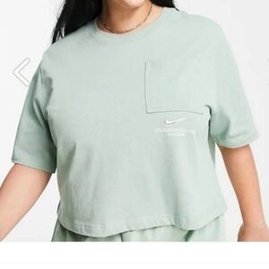 Nike Swoosh Oversized Plus Size Womens T-shirt Steam Green DN4975-006 Size 1X